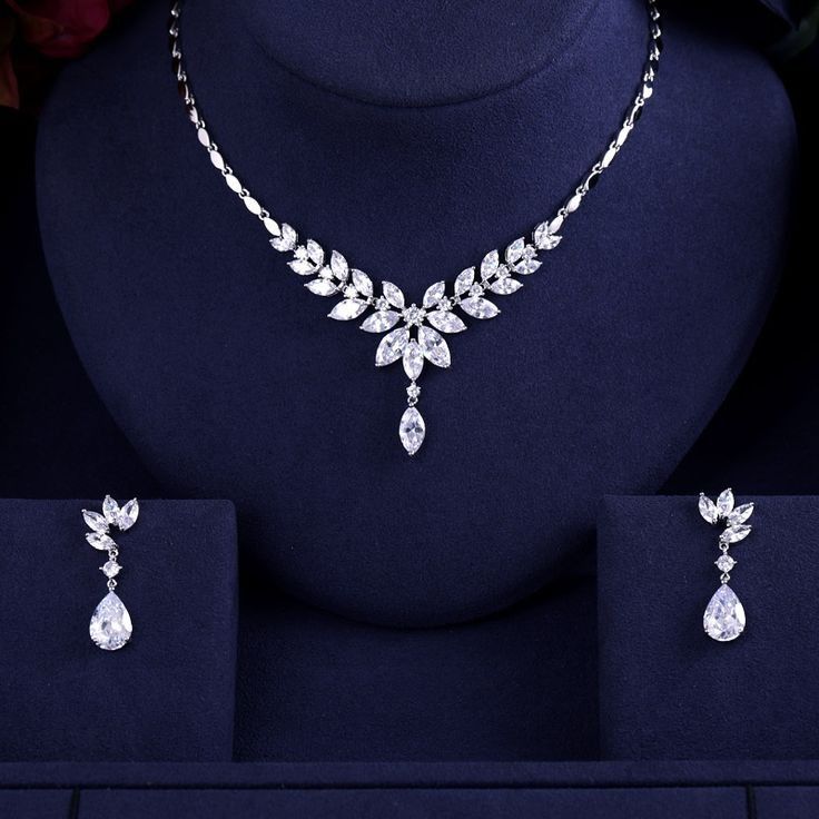 Artificial diamond deals necklace for bride