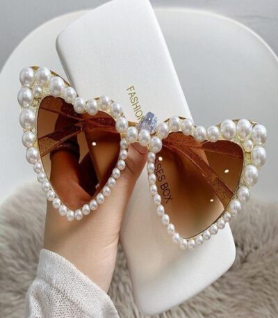 Rhinestone Sunglasses for Women – Sparkling Glamour Shades (UV Protected)