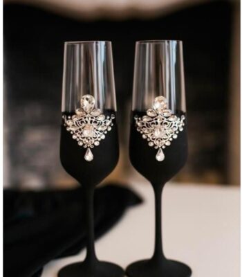 Rhinestone Wine Glasses & Flutes – Luxury Toast Set (Top Wedding Pick 2025)