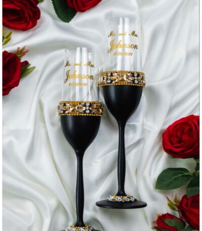 Rhinestone Wine Glasses – Elegant Toast Flutes Set (Top Wedding Gift 2025)