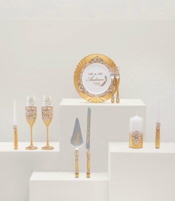 Wedbie 10-Piece Personalised Rhinestone Wedding Set – Wine Glasses, Knife, Plate & Candle (2025)