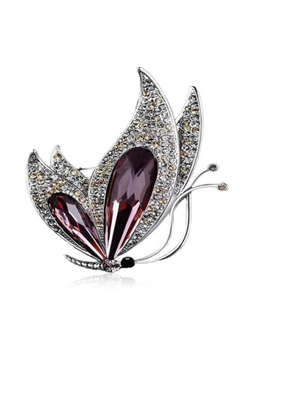 Add timeless elegance to any outfit with Wedbie Premium Brooches.
