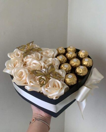 LoveSpell Luxe Bouquet